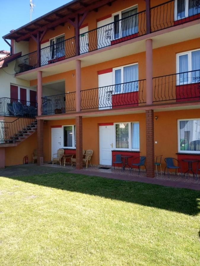 Pokoje Goscinne Tomasz Miedzywodzie Exterior photo